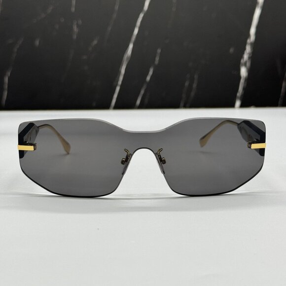 NEW FENDI GOLD GREY UNISEX SUNGLASSES FENDI FE40066U 30A - Picture 5 of 13